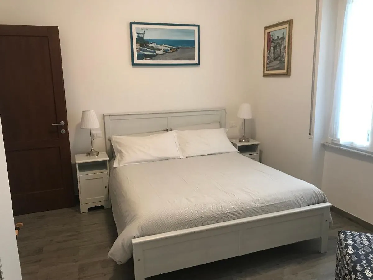Host In Levanto - Maestrale Con Biciclette איטליה